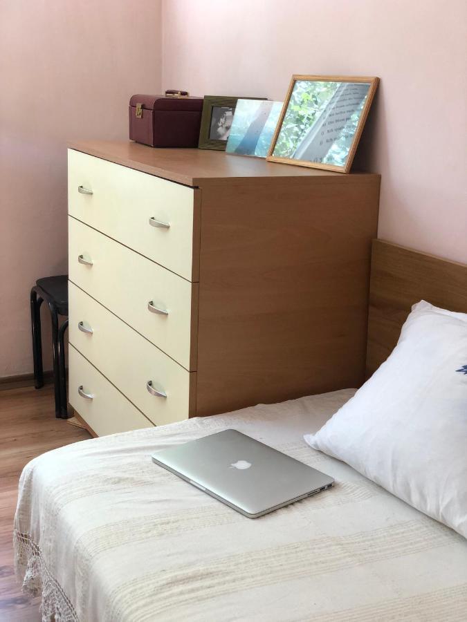 Compact City Center Apartment Kurdzhali Ngoại thất bức ảnh